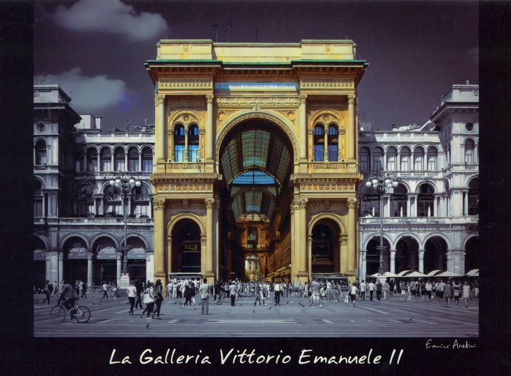 History of Galleria Vittorio Emanuele II next to the Duomo in